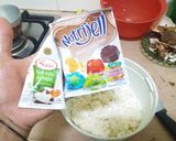 Foto langkah ke 3 dari resep Singkong Coklat Kukus.