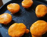 A picture of step 3 of Tandoori Egg.