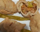 A picture of step 6 of Boat samosa pastries.