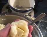 Foto del paso 5 de la receta: Papitas falsas rellenas con queso al horno con salsa de romero