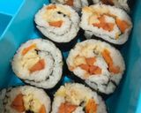 Foto langkah ke 5 dari resep Sushi (Bekal Sekolah).
