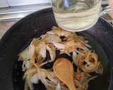 Foto del paso 5 de la receta: Solomillo de pavo con salsa de uvas