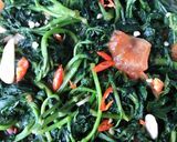 Hình bước làm 4 của món 🌱 Cải Xoong Xào Cà Chua (Vegan)
