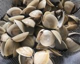 รูปขั้นตอนการทำที่ 1 ของ หอย clam ผัดเต้าซี่ HK style