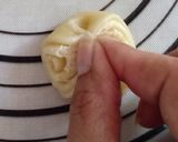 Foto langkah ke 8 dari resep Pia Renyah isi Kenari.