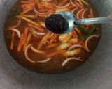 Gambar langkah 2 resipi Mee Tomyam King Oyster Mushroom.
