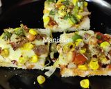 A picture of step 6 of Squizza (Square Bread Pizza).