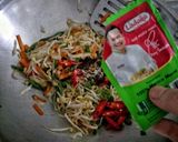 Foto langkah ke 7 dari resep Tumis sayuran.