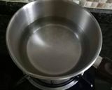 A picture of step 2 of Meetha daliya (lapsi).