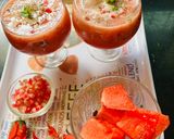 A picture of step 3 of Melon and pomegranate Mojito.