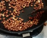 Foto langkah ke 2 dari resep Kacang Selimut Karamel ala anak Kos.