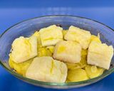 Foto del paso 3 de la receta: Bacalao al horno con patata encebollada