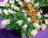 Foto langkah ke 5 dari resep Tumis Tahu Kacang Panjang.
