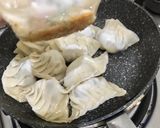 Foto langkah ke 5 dari resep Gyoza/Mandu/Chinese Dumpling.