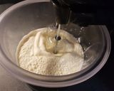 Foto del paso 1 de la receta: Helado de Crema y Oreo en palitos 💣
