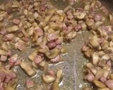 A picture of step 3 of Mushroom and pancetta bruschetta.