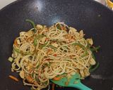 A picture of step 4 of Spaghetti with sausages.