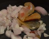A picture of step 2 of Country Vegetable Soup.