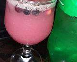 A picture of step 3 of Falsa soda drink 🍷🍷.