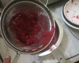 A picture of step 4 of Beetroot Ginger Juice.