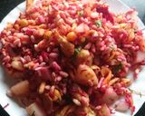 A picture of step 2 of Beetroot Mix Bhel.