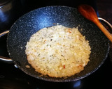 Foto del paso 2 de la receta: Oreja de cerdo con salsa de tomate con alcachofas