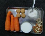 A picture of step 2 of Gajar ka halwa.