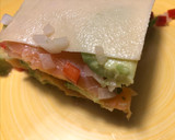 Foto del paso 6 de la receta: Lasaña fría de salmón y aguacate