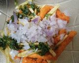 A picture of step 2 of Cheetos Chaat.