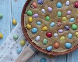 A picture of step 6 of Easter egg cookie on the pan.