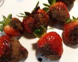 A picture of step 2 of Dusty Dirty Strawberries.