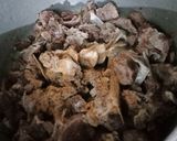 A picture of step 3 of Namkeen Gosht.