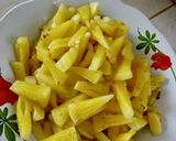 Foto langkah ke 1 dari resep Sambal kentang nanas pedes asem.
