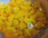 Hình bước làm 1 của món Canh bí đỏ nấu thịt bò