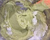 Foto langkah ke 3 dari resep Almond Matcha Cookies.