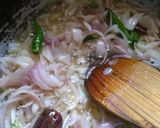 A picture of step 4 of Andhra Chicken Iguru.