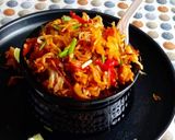A picture of step 9 of Chinese Bhel.