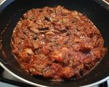 Foto del paso 5 de la receta Macarrones con tomate, longaniza y champiñones🍄