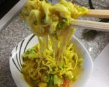 Foto langkah ke 2 dari resep Indomie Kari KW.