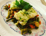 Foto del paso 5 de la receta: Bacalao con salteado de espárragos y gambas