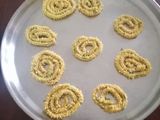 મેથી ની ચકરી (Methi Chakri Recipe In Gujarati)