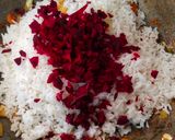 झटपट रंगीला पुलाव (jhatpat rangila pulav recipe in marathi) रेसिपी स्टेप 3 फोटो 
