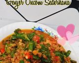 Foto langkah ke 5 dari resep Tumis Genjer Oncom Sederhana.