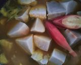 Gambar langkah 8 resipi Asam Pedas Ubi Keladi Bersama Ikan Selar.