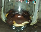 A picture of step 4 of Pancake fruit dessert.