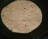A picture of step 6 of Aloo Paratha.