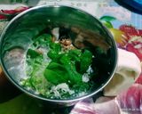 A picture of step 2 of Basil pesto and tasty yummy delicious basil pesto pasta.