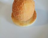A picture of step 4 of Egg and cheese on fried bread alla Fluffy.