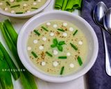A picture of step 4 of Leek and Potato Soup.