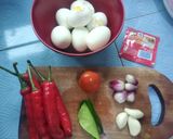 Foto langkah ke 1 dari resep Telor balado.